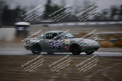 media/Nov-15-2025-CalClub SCCA (Sat) [[7bfa5a7151]]/Race/Group 4/